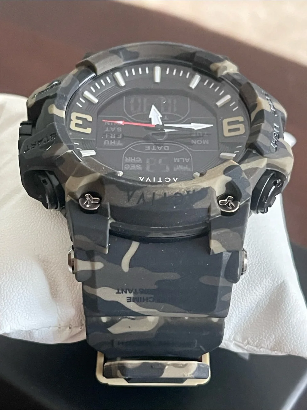 Activa Vulkor X Invicta Analog Digital Men's Watch - 53mm. Camouflage. Tan, new